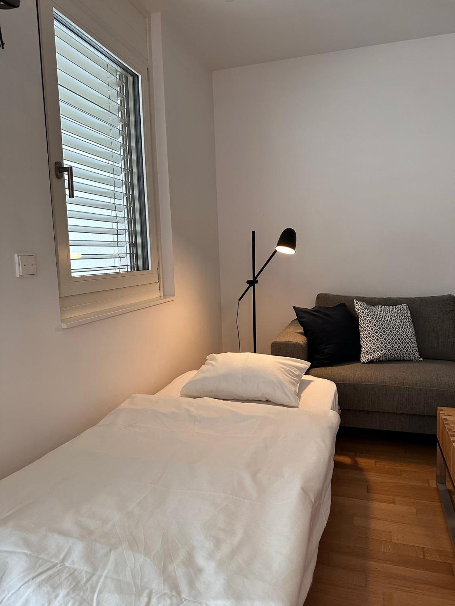2-zimmer In Oberlaa Mit Privatem Tiefgaragen Platz Wenen
